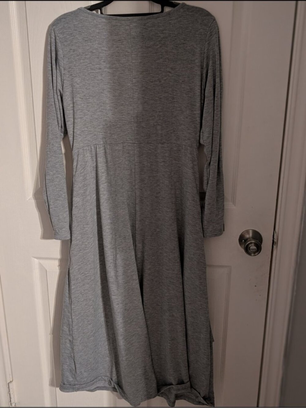 Gray Long-Sleeve Maxi Dress with Heart Accent - Picture 2 of 2